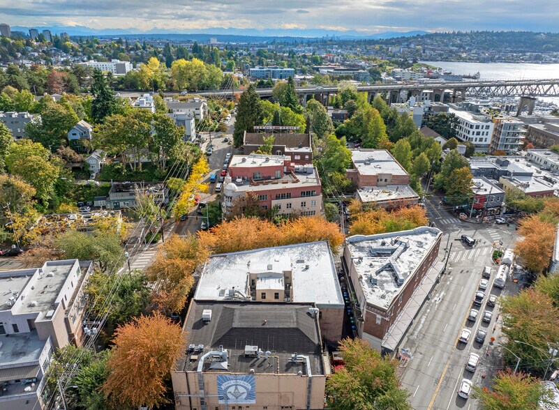 More Photos Of 3516 Fremont Pl N, Seattle General Retail For Lease