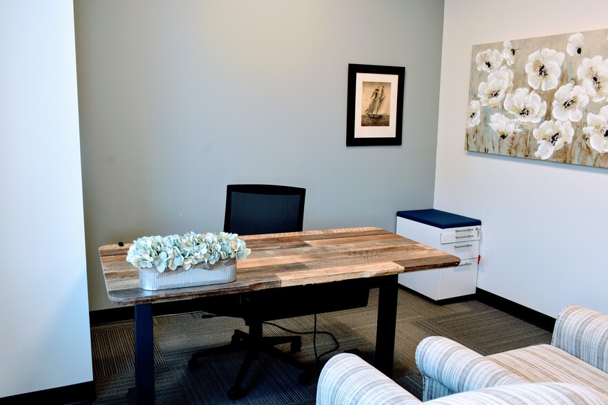 More Photos Of 4611-4701 Sangamore Rd, Bethesda Unknown For Lease