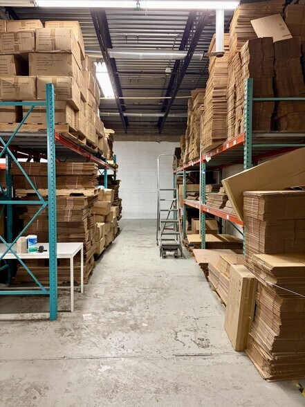 More Photos Of 45 Saint Johns Pl, Freeport Warehouse For Sale