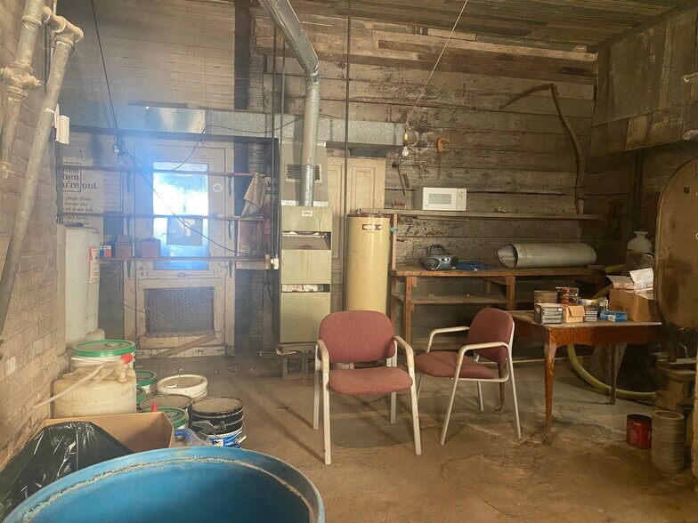 More Photos Of 4551 Ruth Rd, Ruth Warehouse For Sale