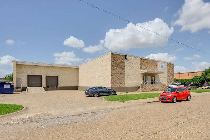 Primary Photo Of 2619-2621 Nova Dr, Dallas Warehouse For Lease