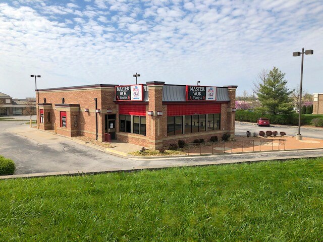 More Photos Of 1100 NE Douglas St, Lee's Summit Fast Food For Lease