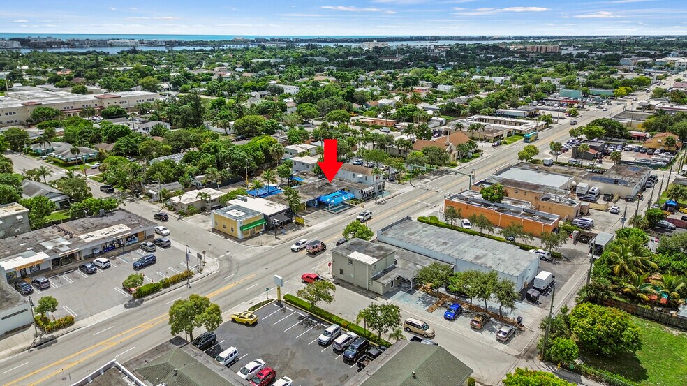 More Photos Of 824 N Dixie Hwy, Lake Worth Carwash For Lease