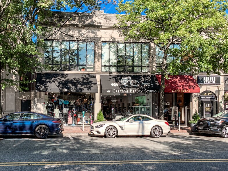 More Photos Of 45 Middle Neck Rd, Great Neck Storefront Retail Office For Lease