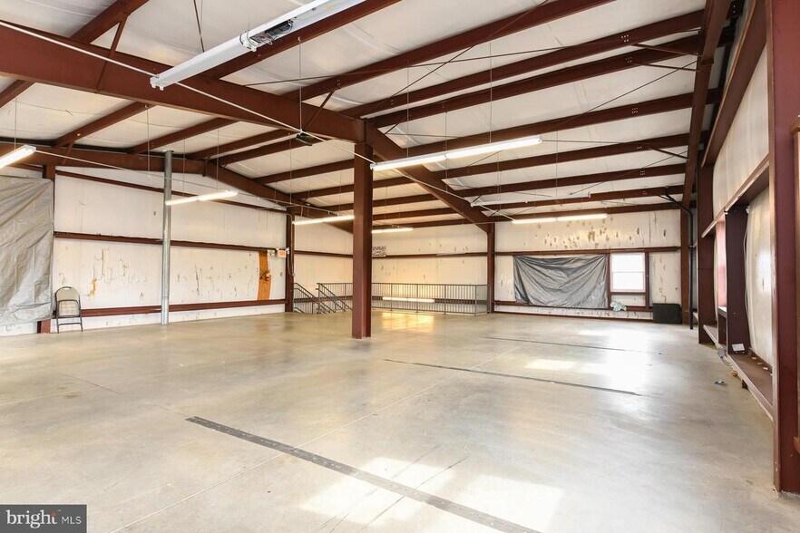 More Photos Of 26 State St, Glassboro Flex For Sale