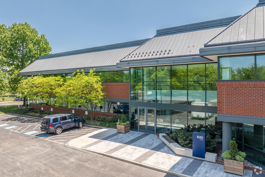 More Photos Of 955 Chesterbrook Blvd, Chesterbrook Unknown For Lease