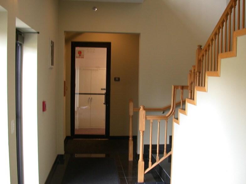 More Photos Of 1001 E Ogden Ave, Naperville Medical For Lease