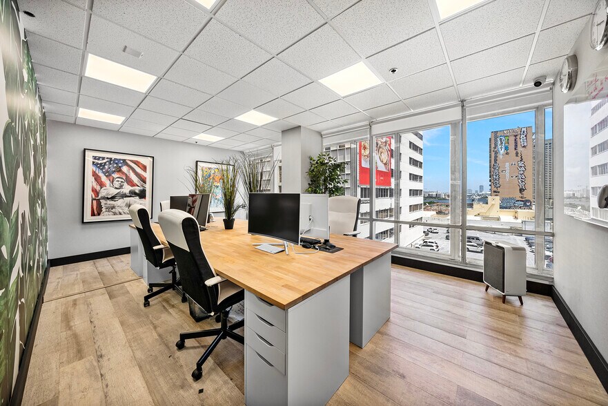 More Photos Of 150 SE 2nd Ave, Miami Coworking Space