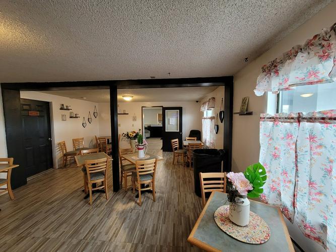 70 Bear River Dr, Evanston, WY 82930 Hotel For Sale