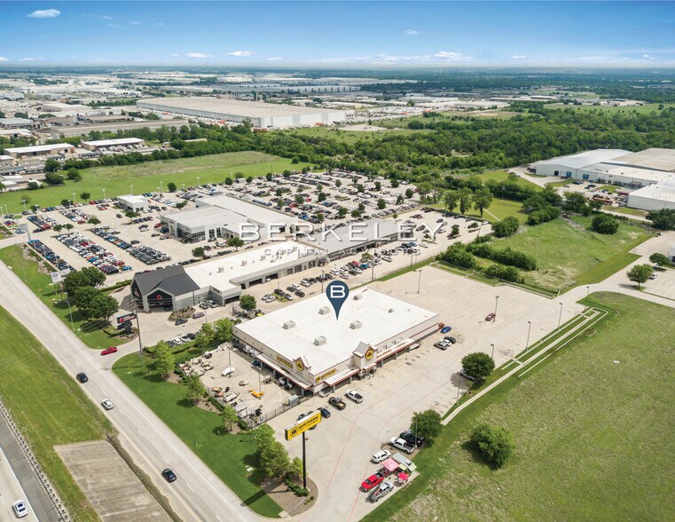 More Photos Of 9621 South Fwy, Fort Worth Freestanding For Sale