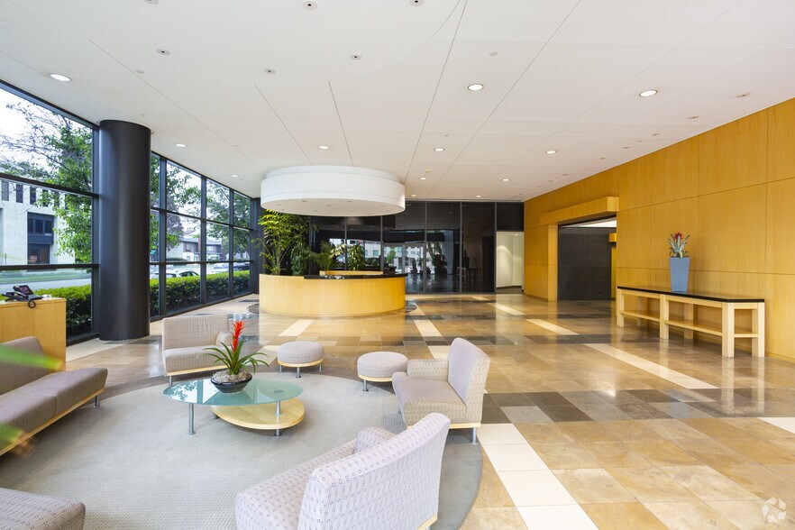 More Photos Of 4000 W Alameda Ave, Burbank Office For Lease