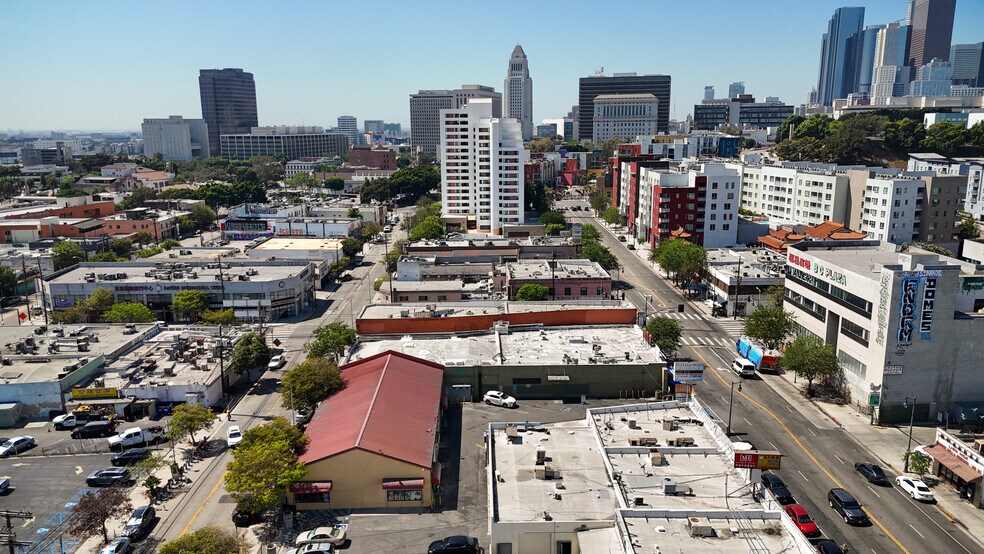 More Photos Of 715 New High St, Los Angeles General Retail For Sale