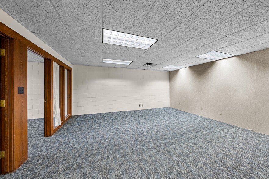 More Photos Of 960 E 2nd Ave, Durango Office For Sale