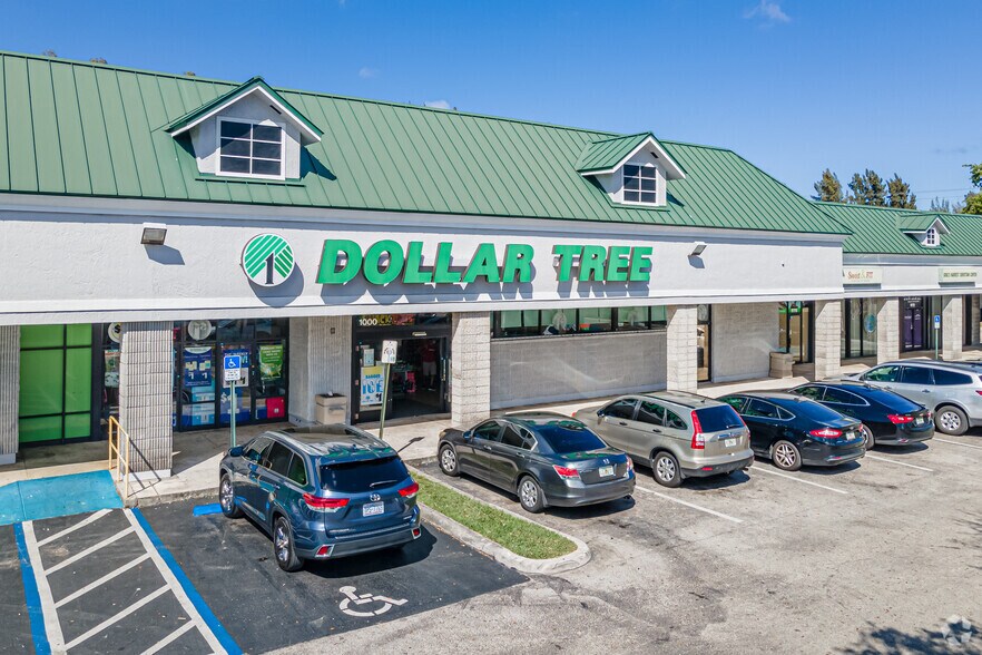 Primary Photo Of 920-1020 W Hallandale Beach Blvd, Hallandale Beach Freestanding For Lease