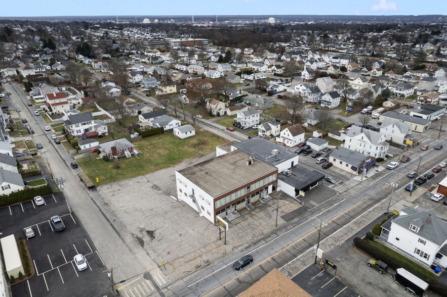 More Photos Of 585 Warren Ave, East Providence Storefront Retail Office For Sale