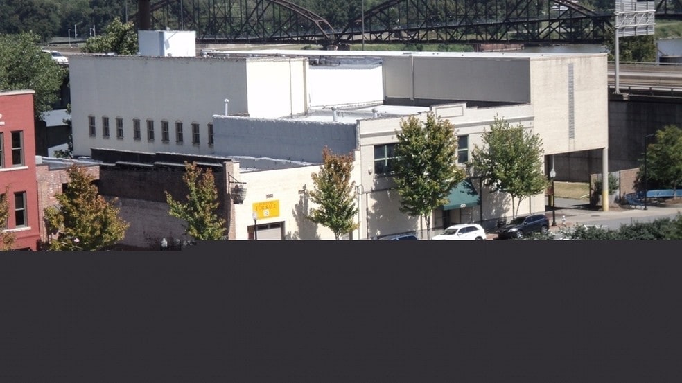 More Photos Of 620 President Clinton Ave, Little Rock Light Distribution For Sale