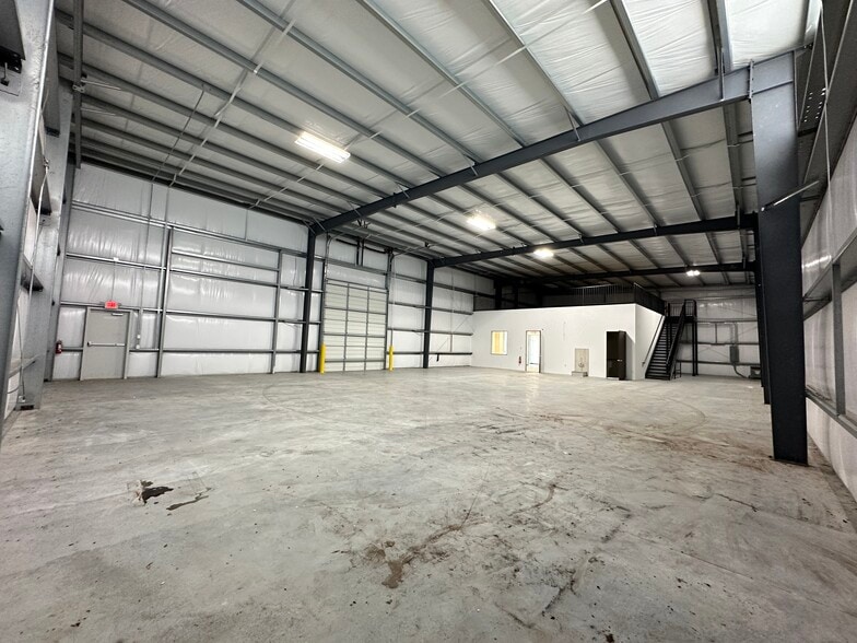 More Photos Of 19968 Franz Rd, Katy Warehouse For Sale