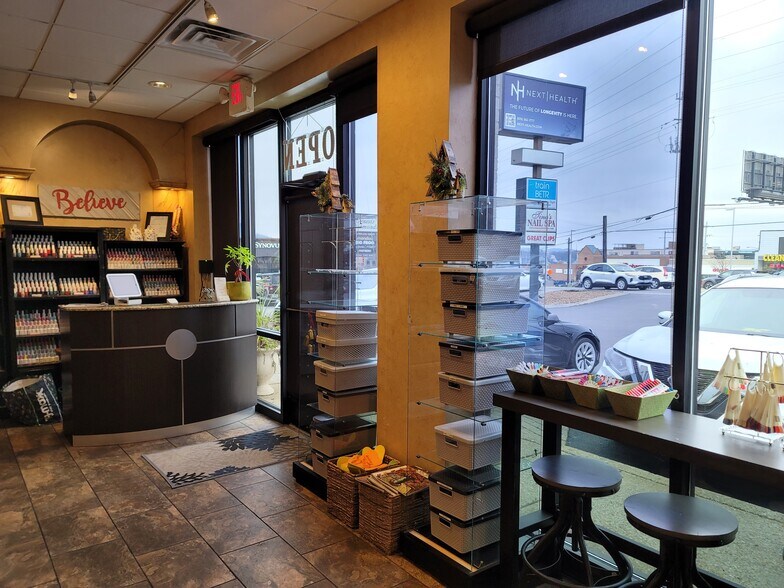 More Photos Of 3708 Hillsboro Pike, Nashville Unknown For Lease