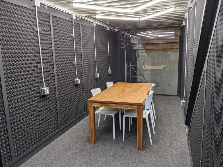 More Photos Of 111 Pine Ave, South San Francisco Warehouse For Lease