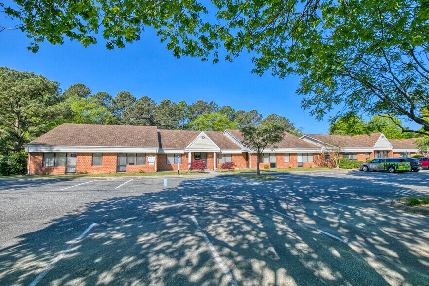 More Photos Of 151 Kristiansand Dr, Williamsburg Office For Lease