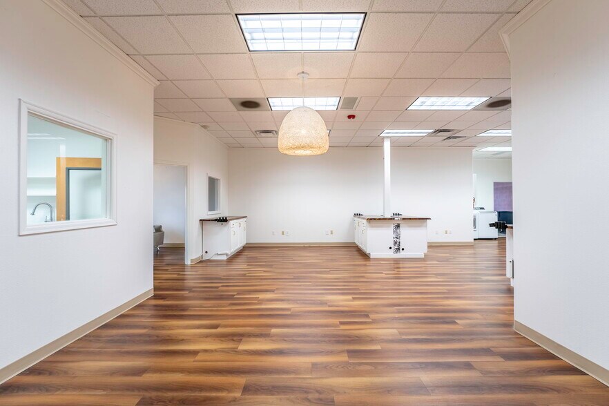 More Photos Of 1321-1325 Aaron Dr, Richland Storefront Retail Office For Lease