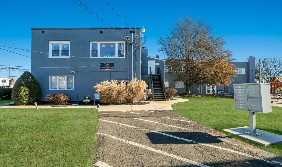 More Photos Of 3488 York Rd, Furlong Office For Sale