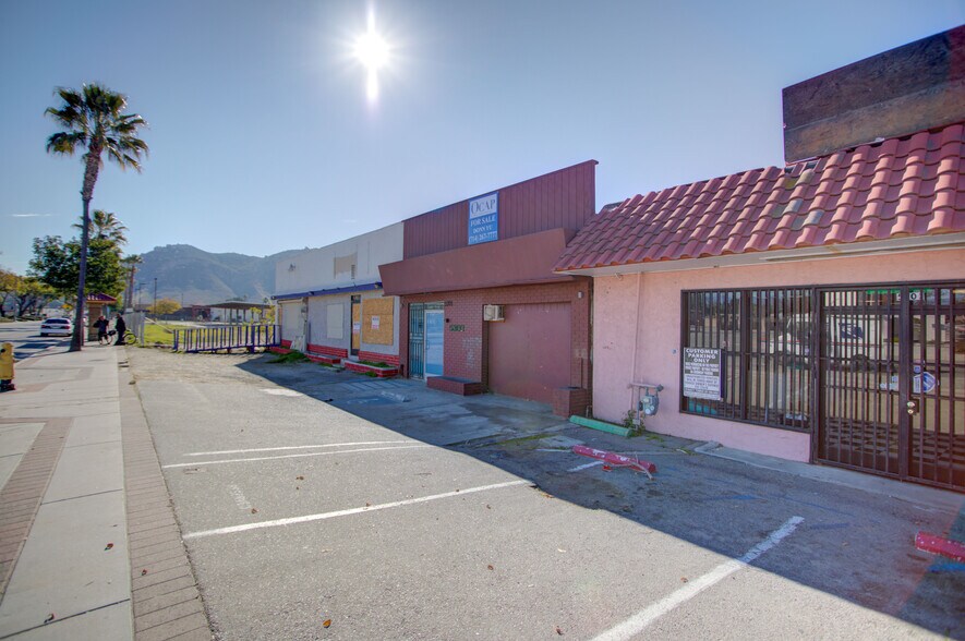More Photos Of 5302 Mission Blvd, Jurupa Valley Storefront Retail Office For Sale