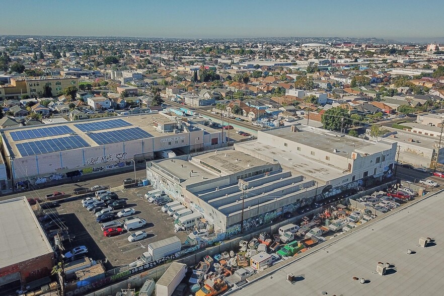 More Photos Of 901 E 31st St, Los Angeles Manufacturing For Lease