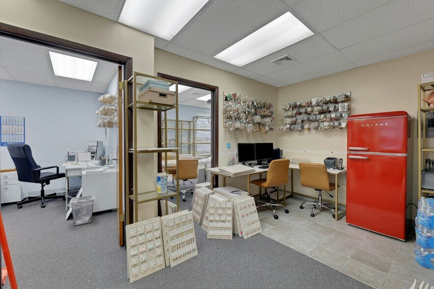 More Photos Of 117 Central Ave, Hackensack Office Residential For Lease