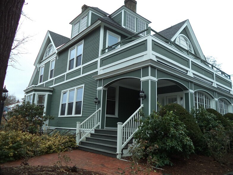 More Photos Of 1855 Elm St, Manchester Office For Lease