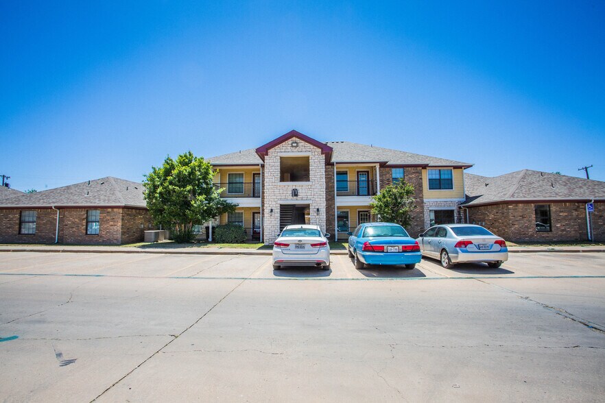 More Photos Of , Lubbock Multifamily For Sale