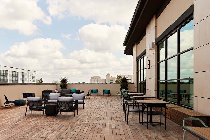 More Photos Of 9002 Six Pines Dr, Shenandoah Coworking Space