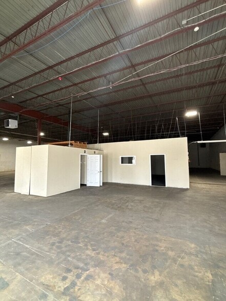 More Photos Of 6741 Old Collamer Rd, East Syracuse Warehouse For Sale