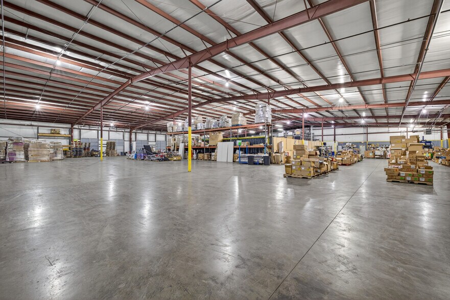 More Photos Of 1250 Warehouse Row W, Fort Payne Industrial For Sale