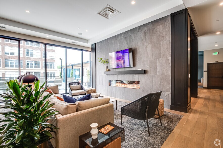 More Photos Of 650 Portland Ave S, Minneapolis Apartments For Lease