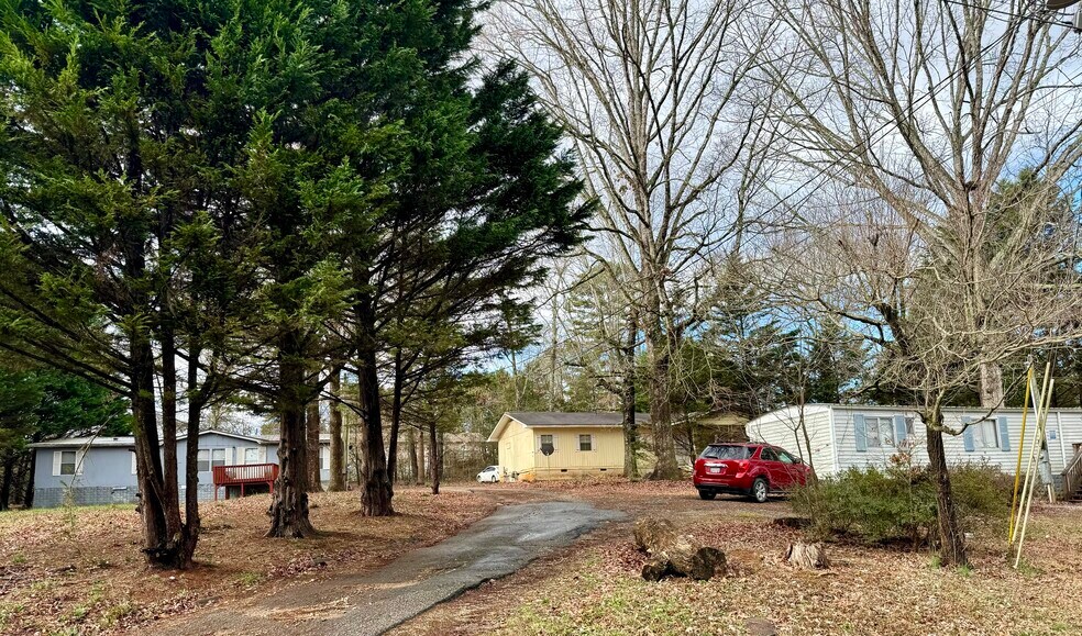 Primary Photo Of 170 Dogwood Ext, Toccoa Manufactured Housing Mobile Home Park For Sale