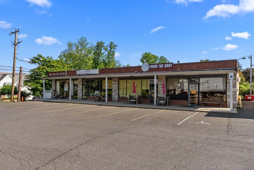 More Photos Of 513-519 Germantown Pike, Lafayette Hill Storefront For Sale
