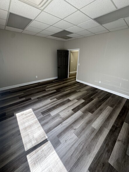 More Photos Of 230 Bearden Rd, Pelham Coworking Space