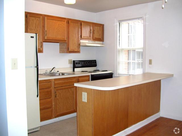 More Photos Of 1315 Westview Ave, East Lansing Apartments For Sale