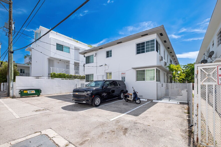 More Photos Of 951 Jefferson Ave, Miami Beach Multifamily For Sale