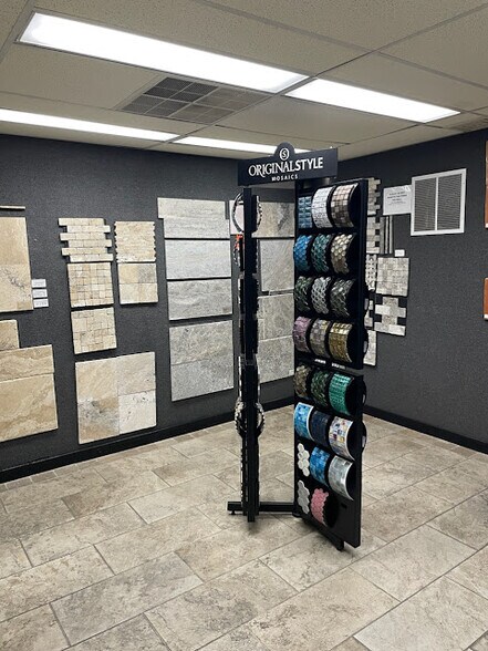 More Photos Of 6354 Warren Dr, Norcross Distribution For Sale