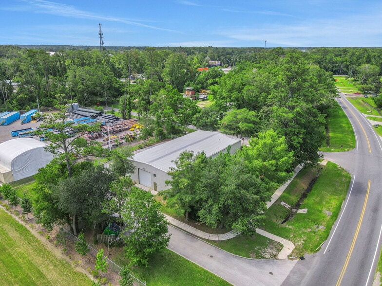 More Photos Of 201 Pickettville Rd, Jacksonville Warehouse For Lease