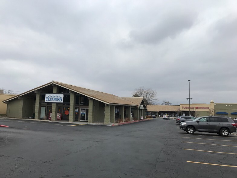 More Photos Of 8600 S 1300 E, Sandy Unknown For Lease