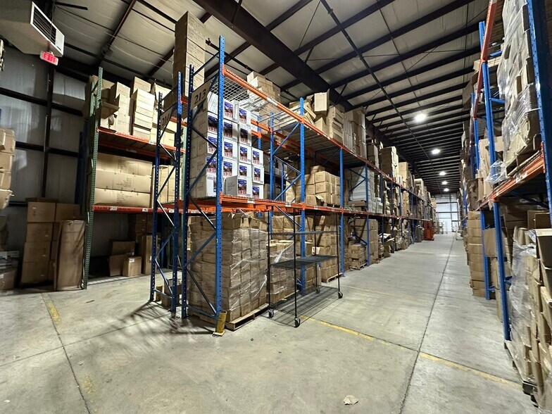 More Photos Of 2335 Union Rd, Cheektowaga Distribution For Lease