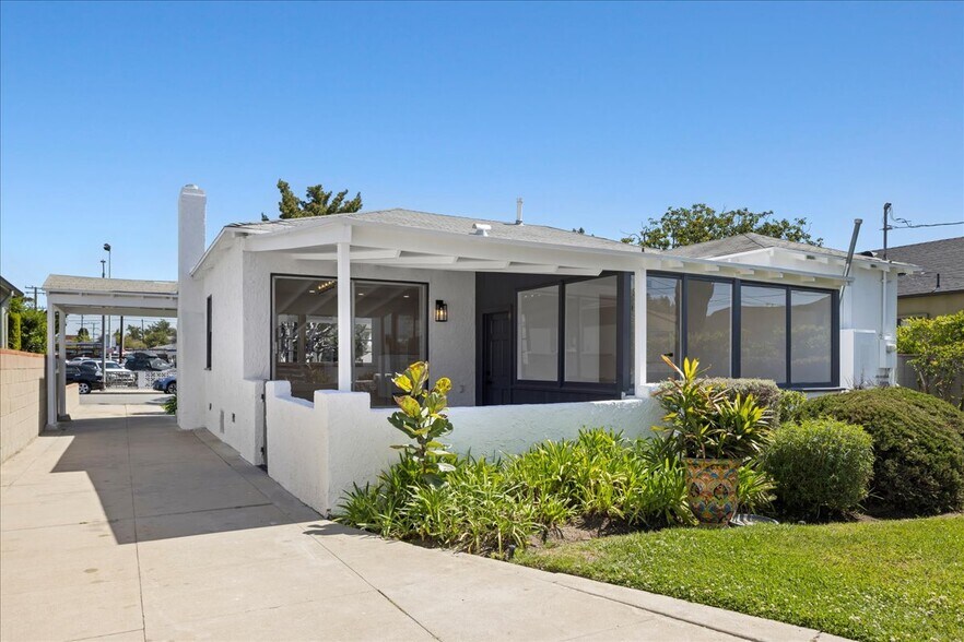 More Photos Of 2218 24th St, Santa Monica Apartments For Sale