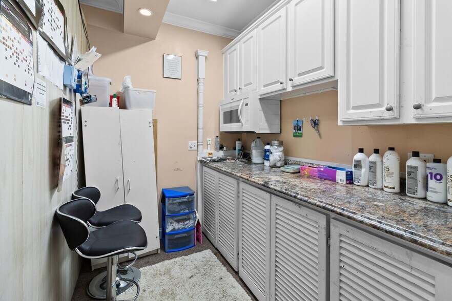 More Photos Of , Laurinburg Office For Sale