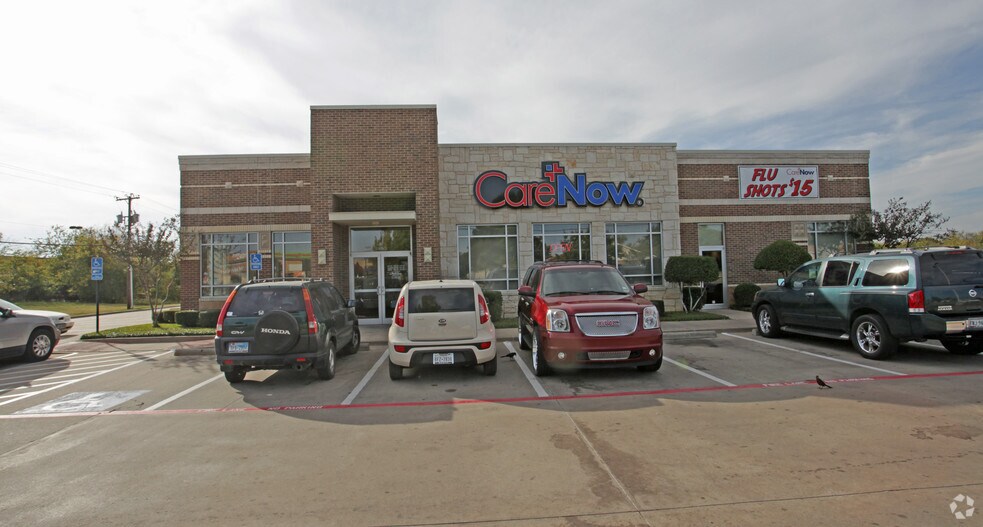 More Photos Of 7400 McCart Ave, Fort Worth Medical For Sale