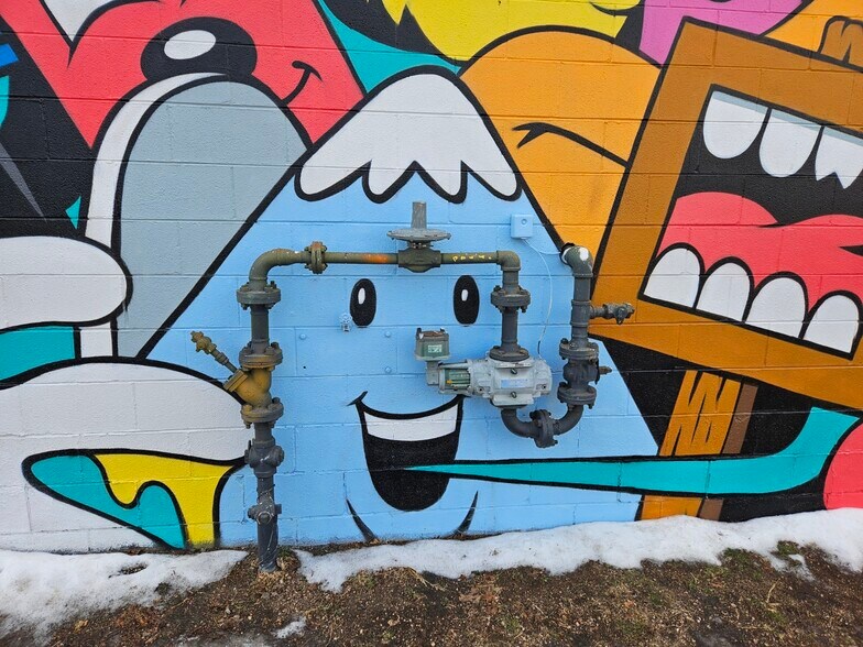 More Photos Of 2990 Larimer St, Denver Warehouse For Lease
