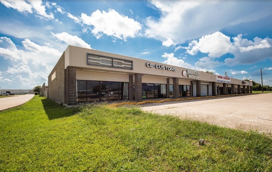 More Photos Of 12430 TX-3, Webster Industrial For Sale