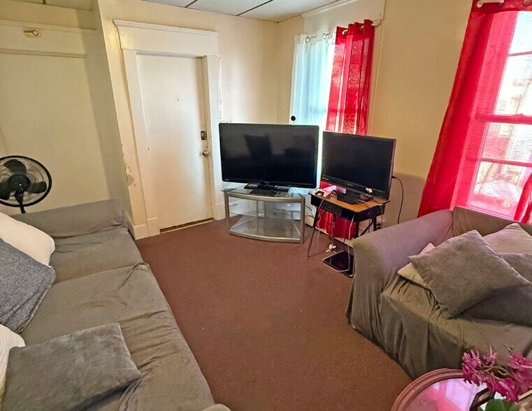 More Photos Of 151-153 Bailey St, Lawrence Apartments For Sale